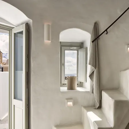 Charisma * Oia (Santorini)
