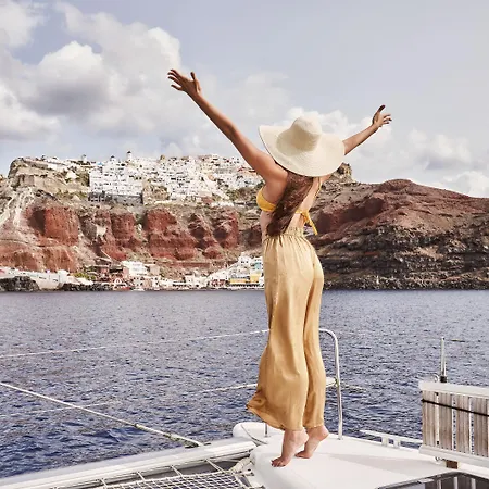 Charisma Villa Oia (Santorini)