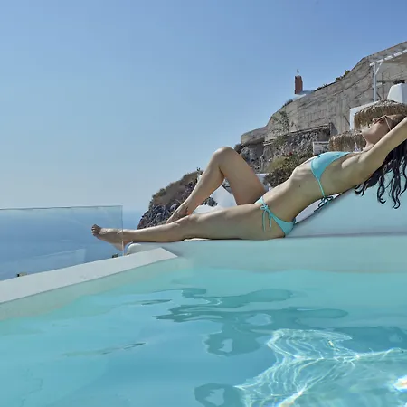 فيلة أجنحة كاريزما *