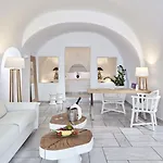 Charisma Villa Oia (Santorini)