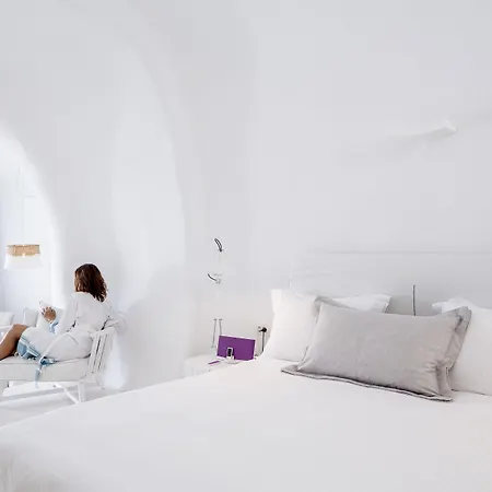 Charisma (adults Only) Oia (Santorini)