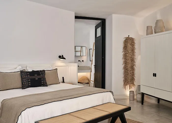 Charisma (adults Only) Oia